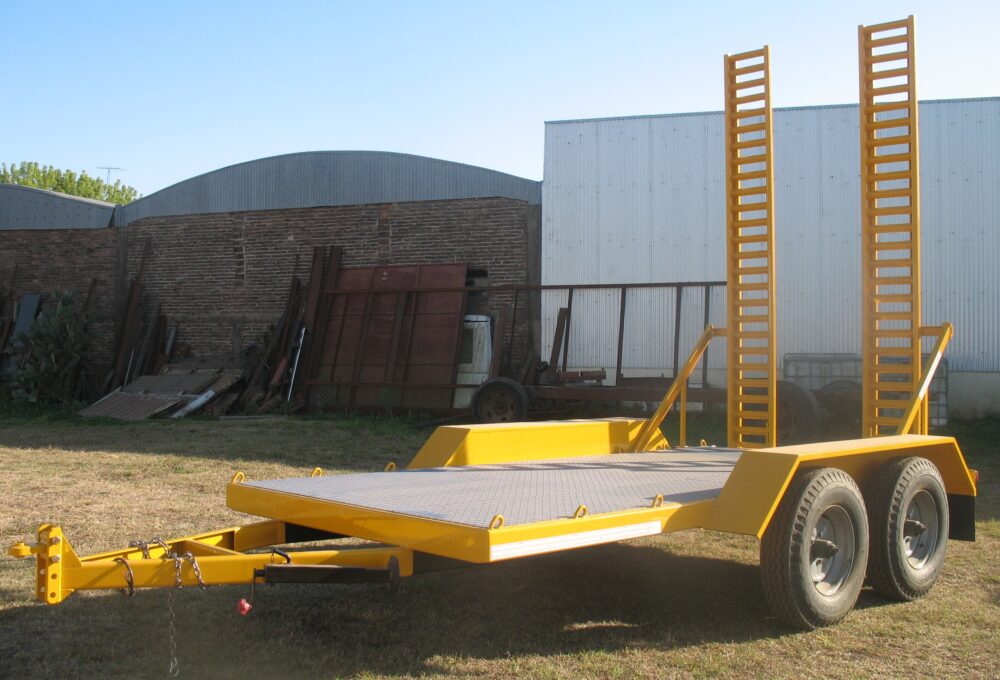 Trailer Varios 02